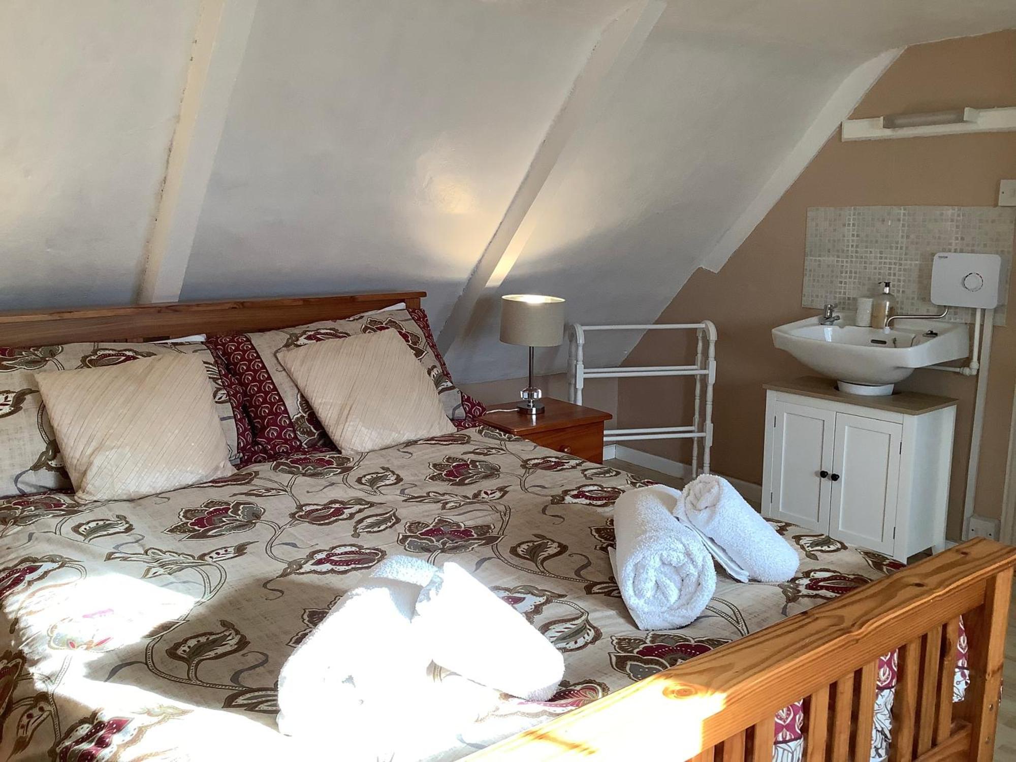 Haelarcher Farmhouse And Helicopter B&B Lizard Luaran gambar